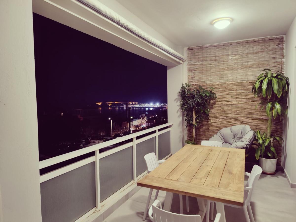 Luxury Seaview Appartment Rethymno Exteriör bild